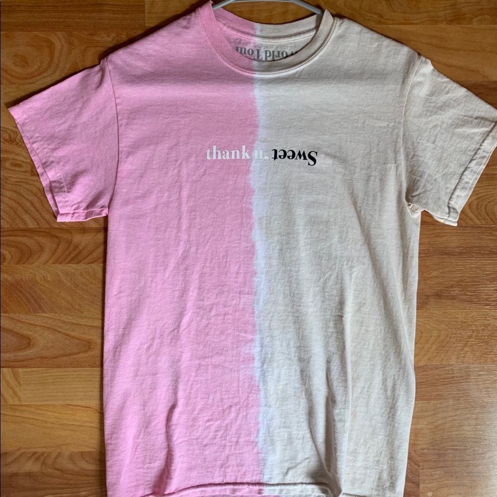 ARIANA GRANDE Two-toned Sweetener Tour T-shirt SzS